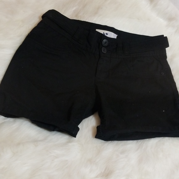 Black rolled leg Jolt sized 3 shorts gently worn - Picture 1 of 8